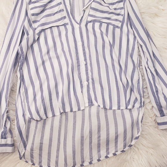 ❤2 for $18❤💛Forever 21 button up shirt💛 - Picture 2 of 4